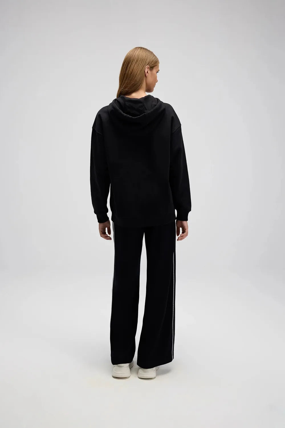 Ellesse Kadın Siyah Kapüşonlu Sweatshirt EF526-BK