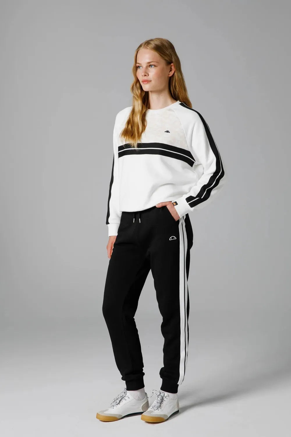 Ellesse Kadın Beyaz Sweatshirt EF168OF