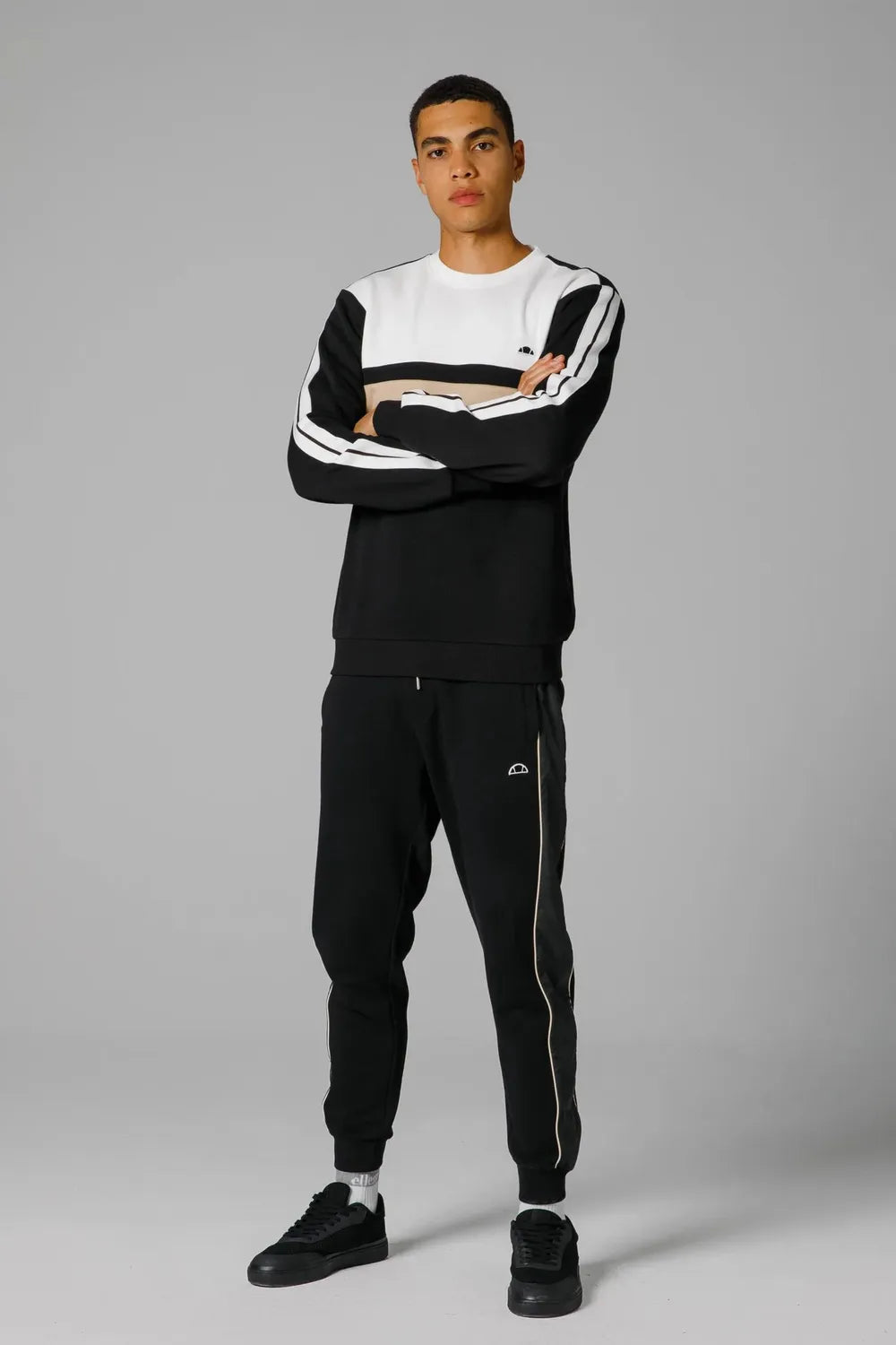 Ellesse Erkek Siyah Sweatshirt EM214BK