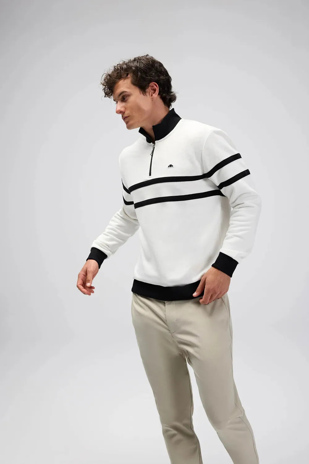 Ellesse Erkek Beyaz Yarım Fermuarlı Sweat EM619-OF