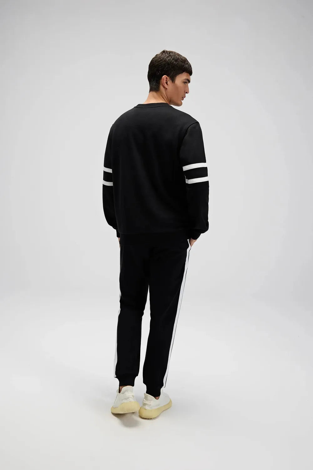 Ellesse Erkek Siyah Sweatshirt EM618-BK