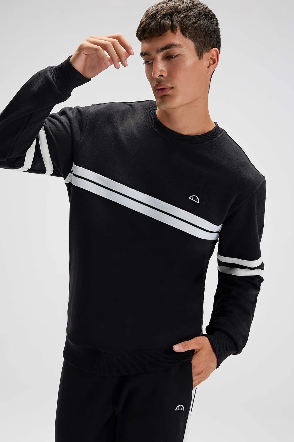 Ellesse Erkek Siyah Sweatshirt EM618-BK
