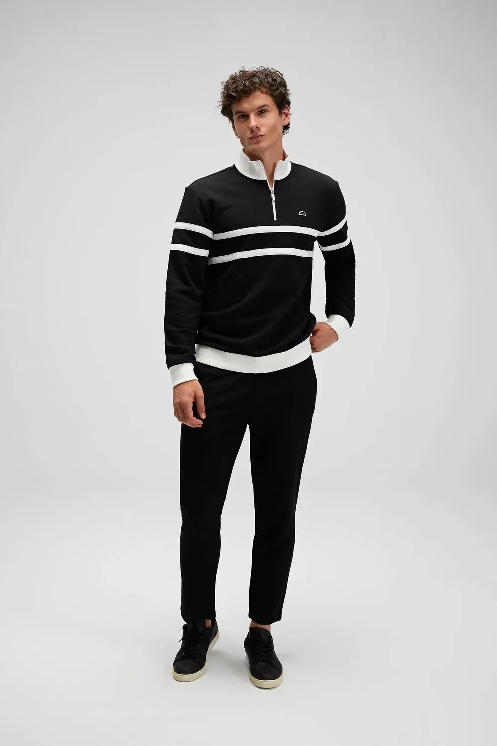 Ellesse Erkek Siyah Yarım Fermuarlı Sweat EM619-BK