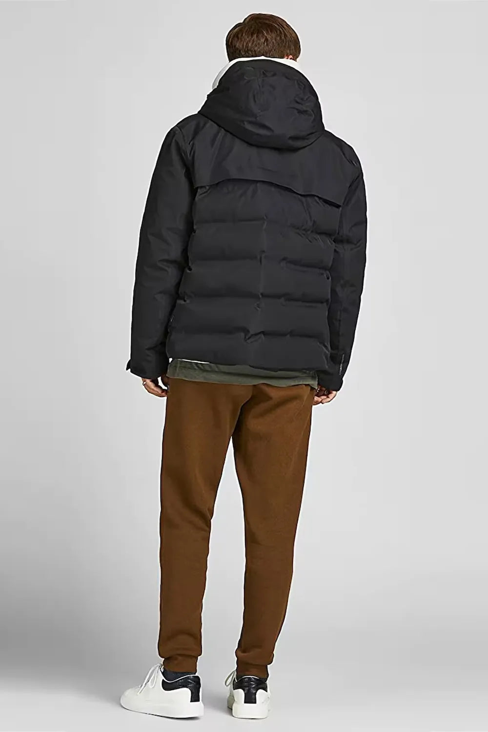 Jack Jones Erkek Siyah Su Geçirmez Kapüşonlu Kısa Kesim Puffer Mont 12225287S