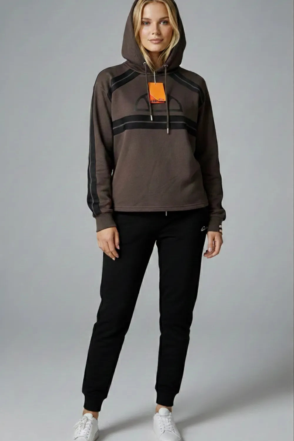 Ellesse Kadın Kahverengi Sweatshirt EF167BR