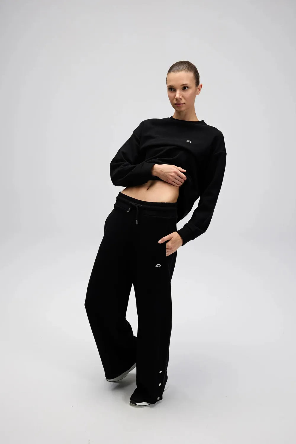 Ellesse Kadın Siyah Sweatshirt EF540-BK