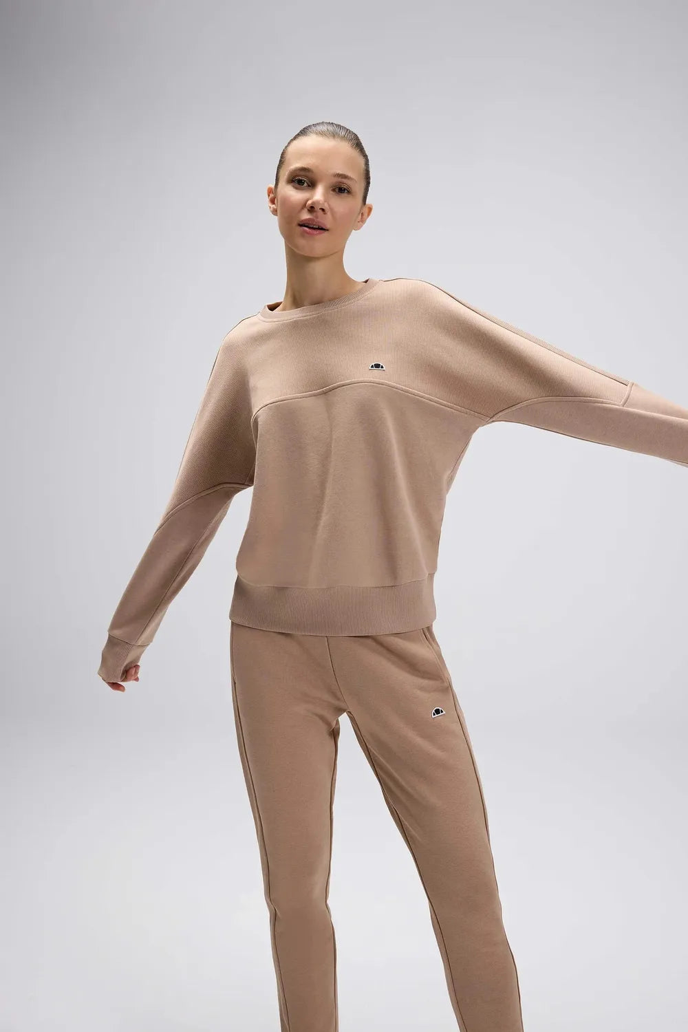 Ellesse Kadın Bej Sweatshirt EF567-BG