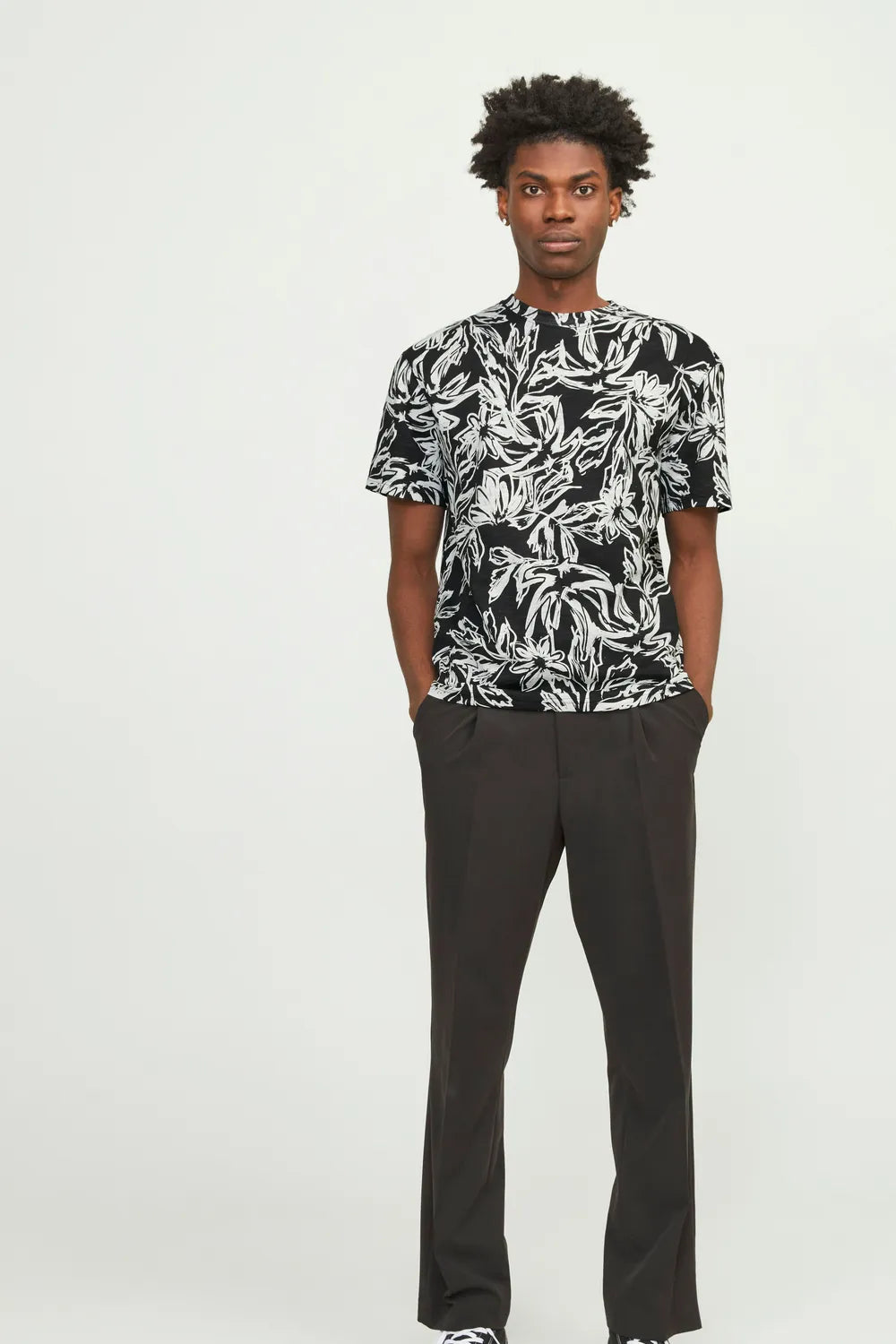 Jack Jones Erkek Pamuklu Siyah Bisiklet Yaka Tişört 12250434