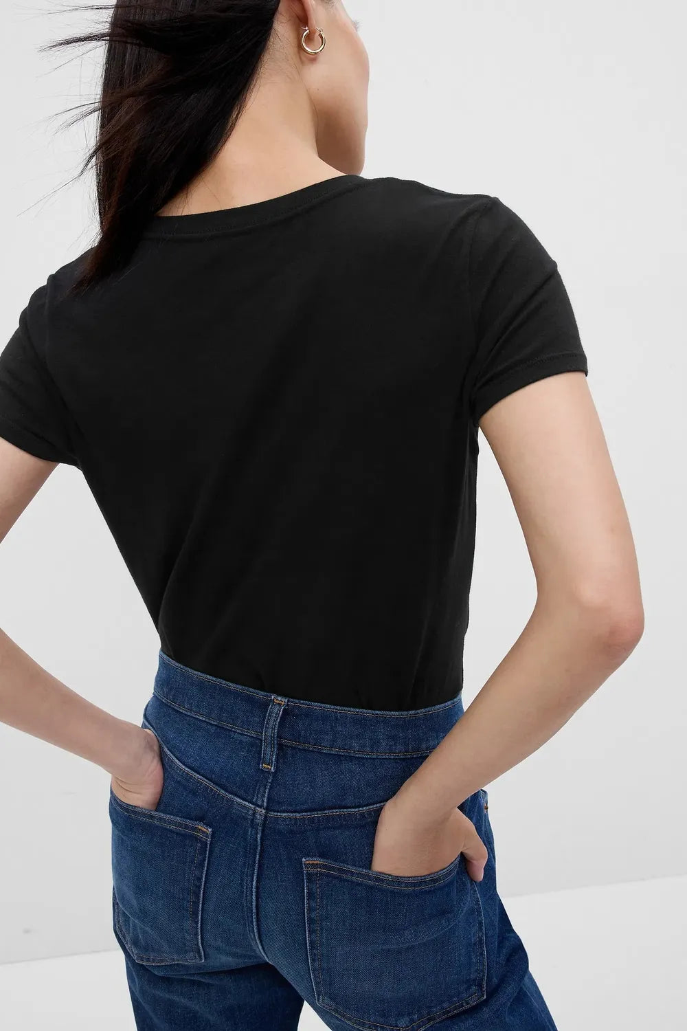 GAP Kadın Siyah Tişört 729555006