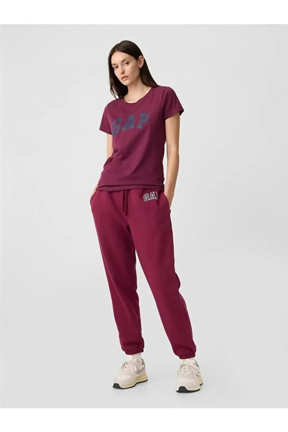GAP Kadın Ruby Wine Tişört 729555007