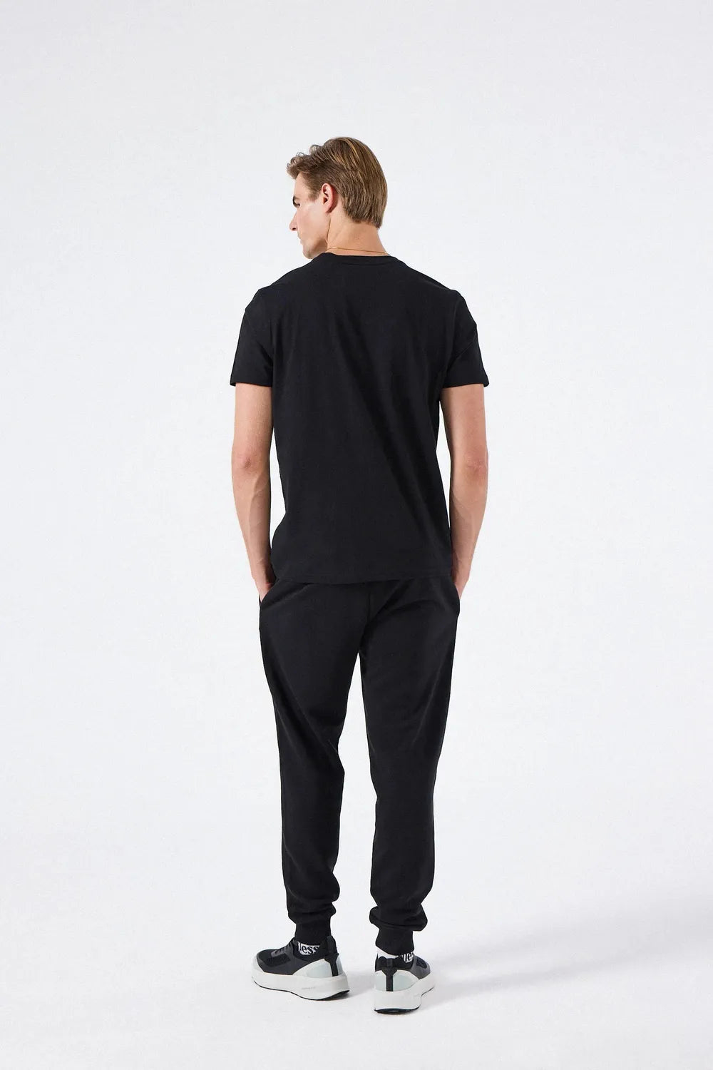Ellesse Erkek Siyah Tişört 6SM4009