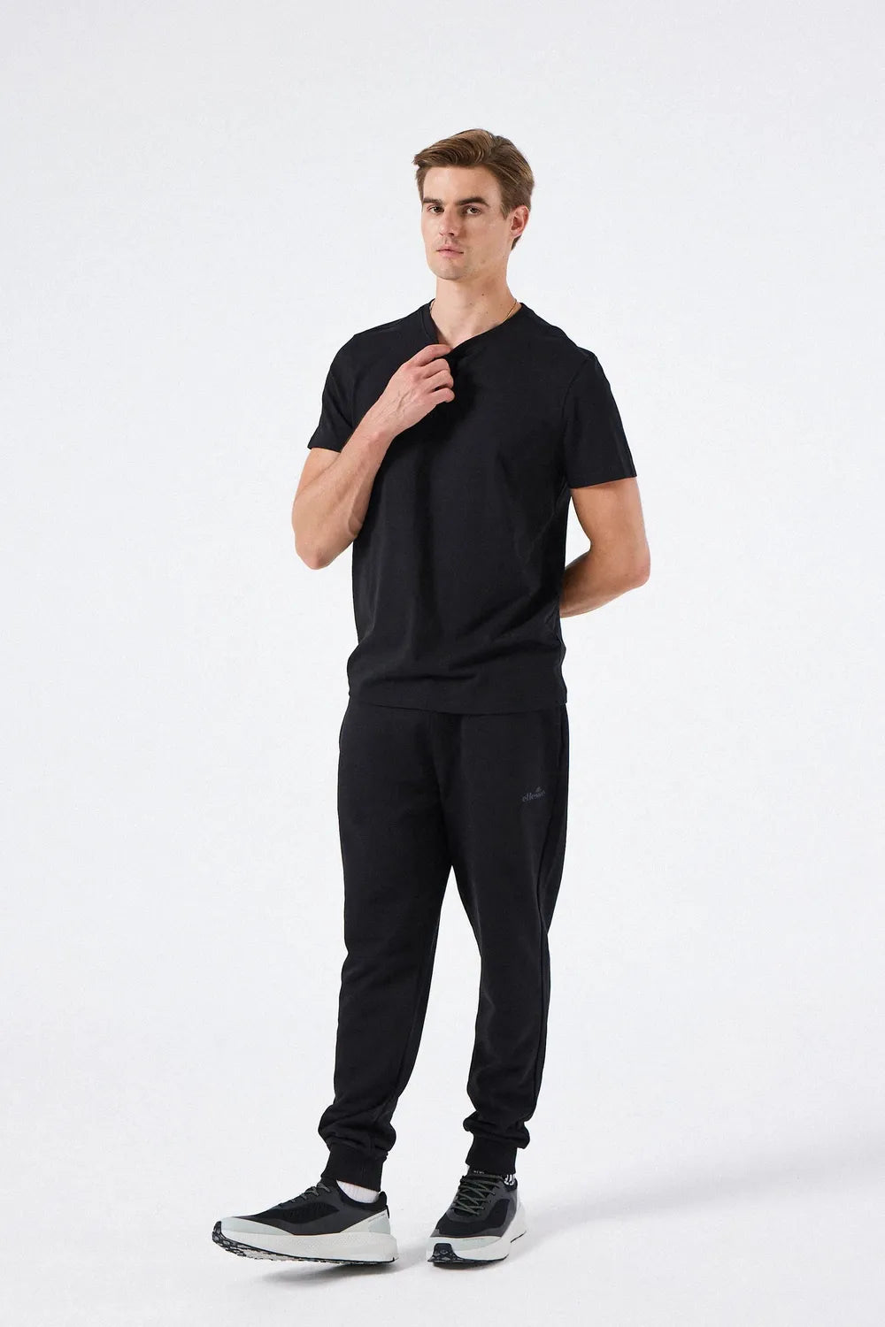 Ellesse Erkek Siyah Tişört 6SM4009