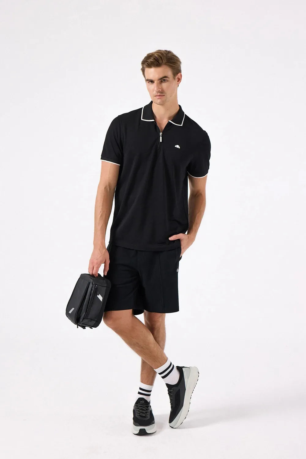 Ellesse Erkek Siyah Tişört 6SM5006