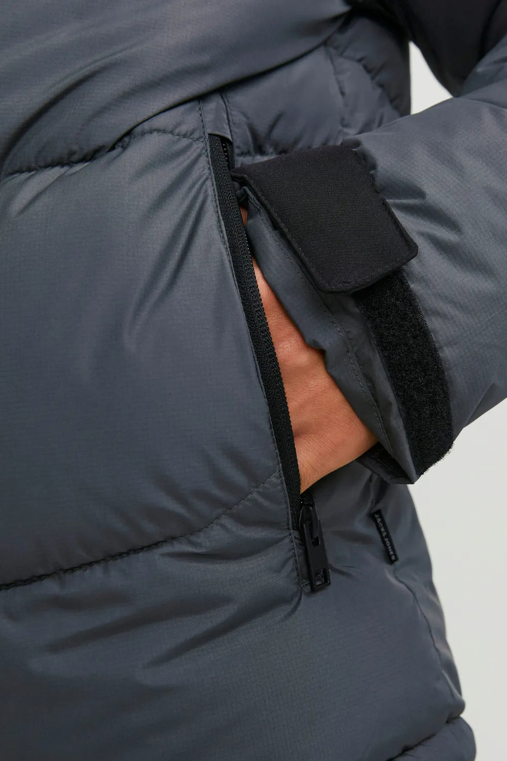 Jack Jones Erkek  Şişme Puffer Gri Mont  12239001G