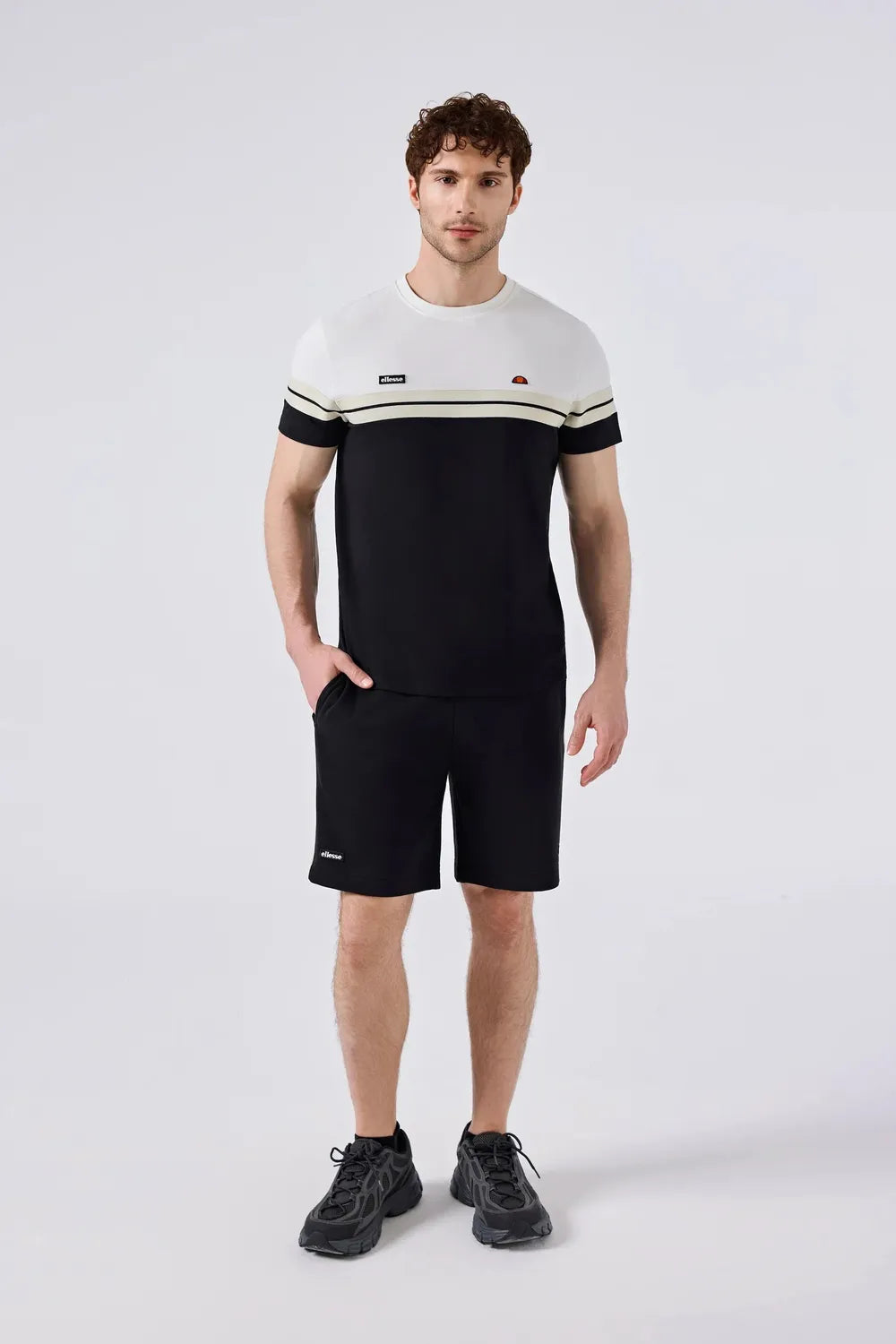 Ellesse Erkek Siyah Tişört 6SM5014