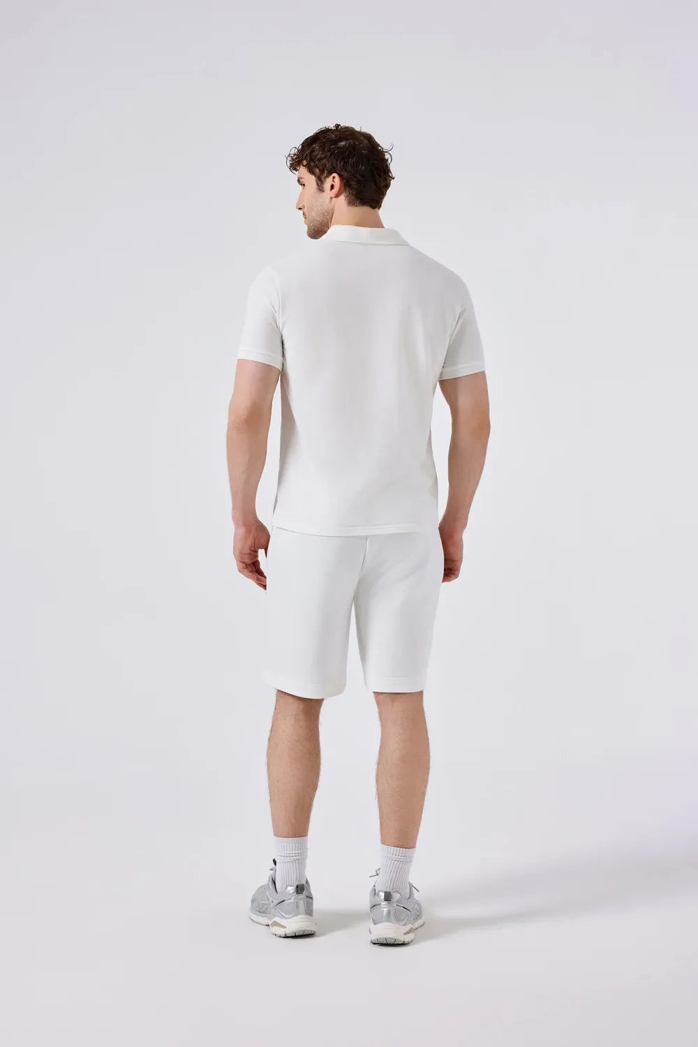 Ellesse Erkek Off White Tişört 6SM5044