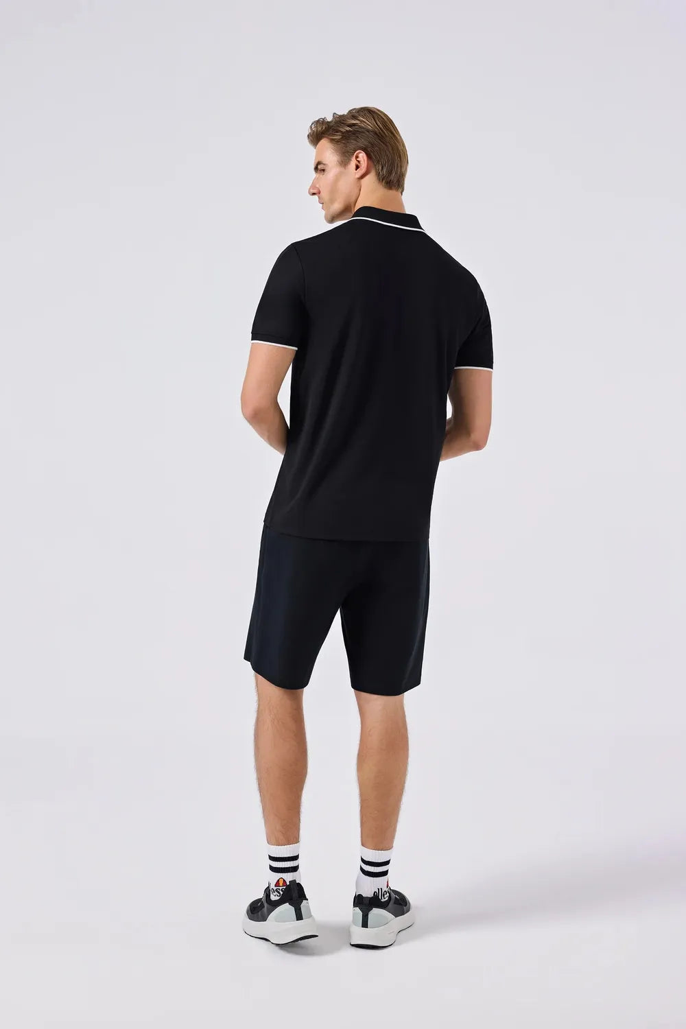 Ellesse Erkek Siyah Tişört 6SM4013