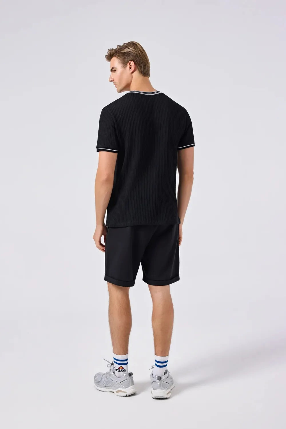 Ellesse Erkek Siyah Tişört 6SM5046