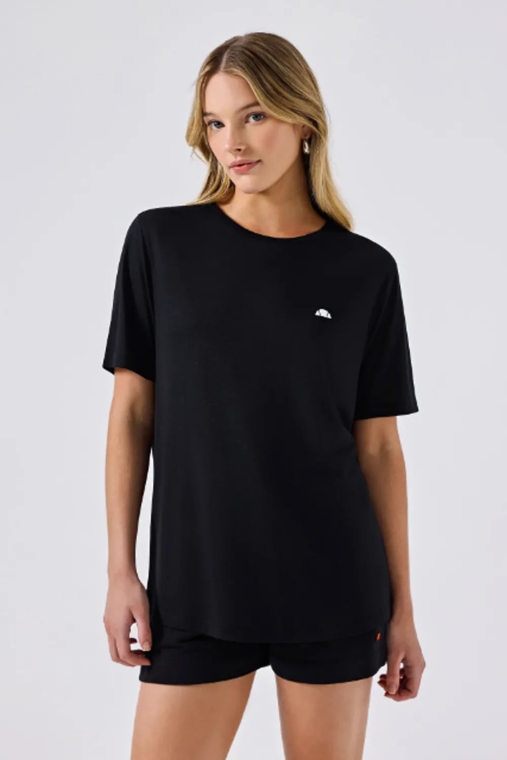 Ellesse Kadın Siyah Tişört 6SF5037