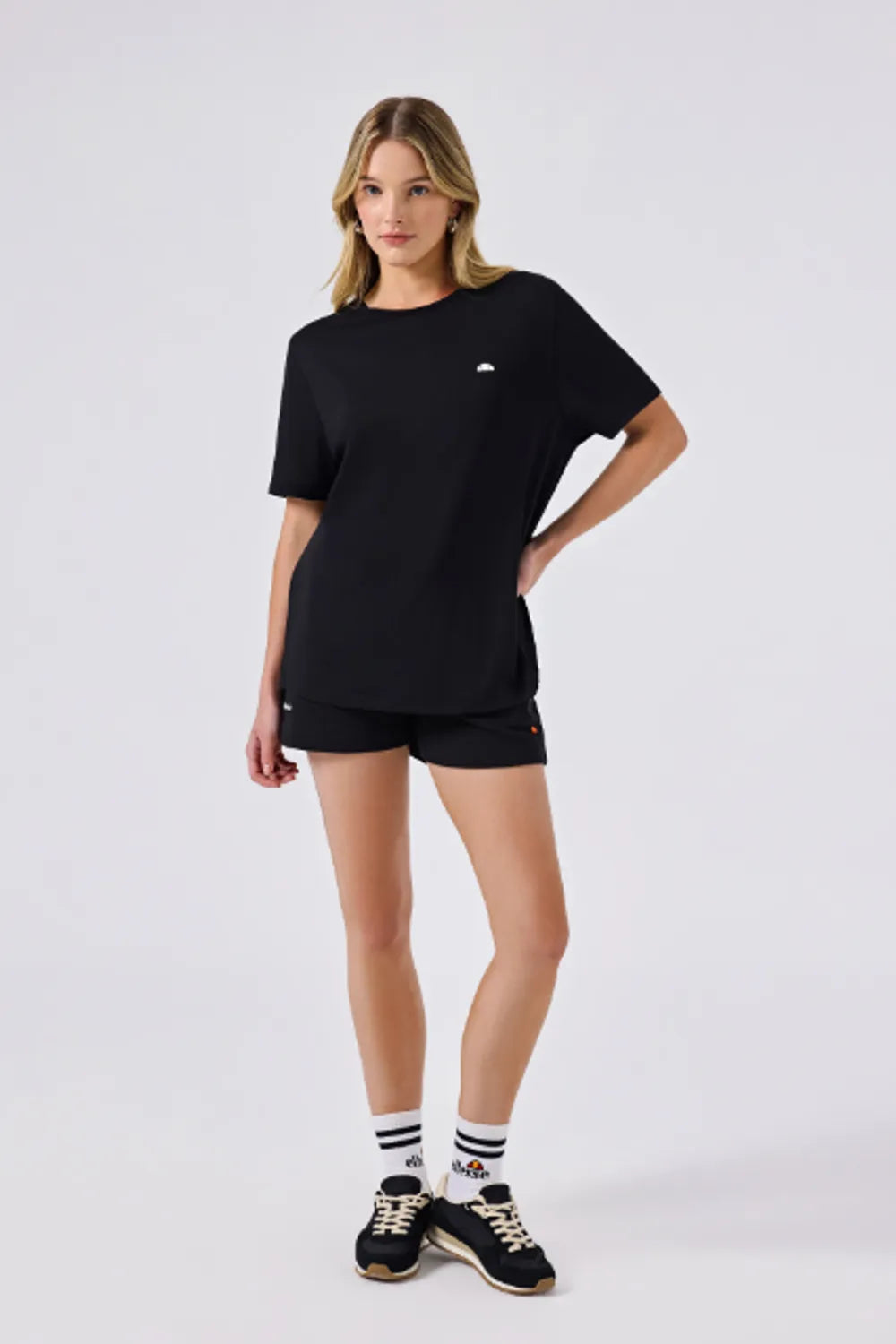 Ellesse Kadın Siyah Tişört 6SF5037