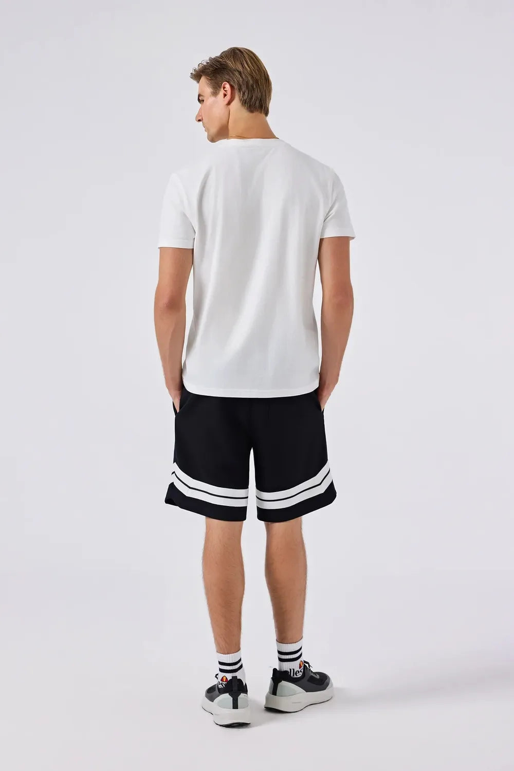 Ellesse Erkek Siyah Tişört 6SM4012