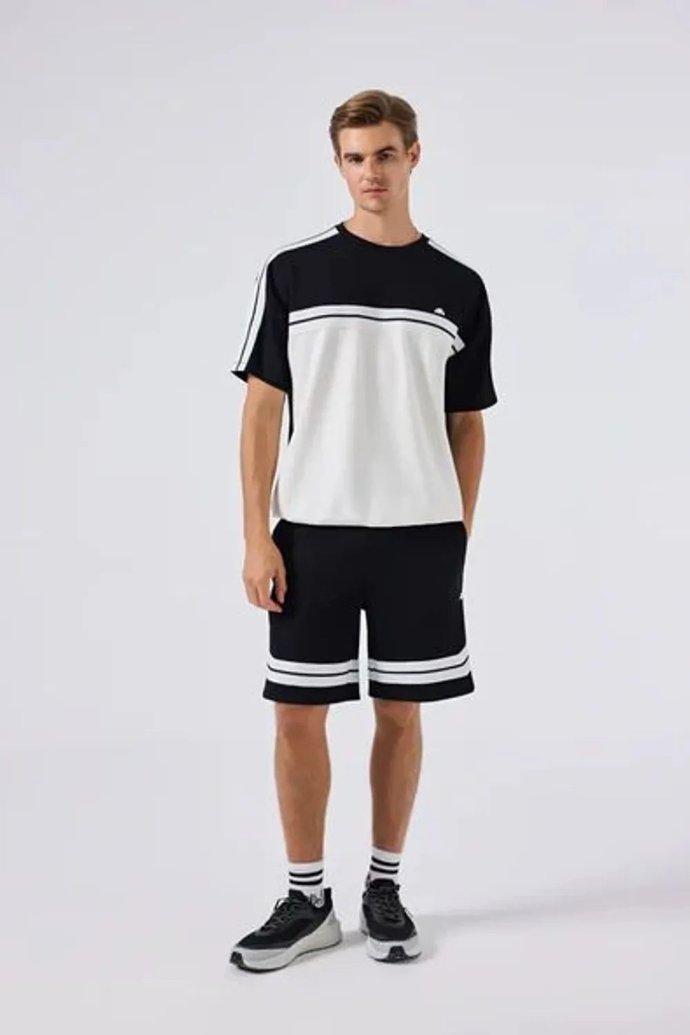 Ellesse Erkek Siyah Tişört 6SM5034
